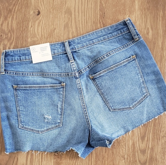 Universal thread High-rise shortie shorts - Picture 3 of 6